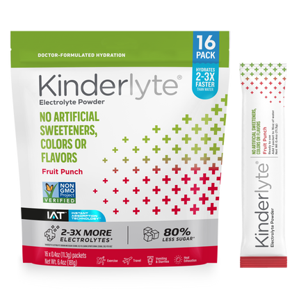 3D rendering of KinderLyte® 16ct Electrolyte Powder Fruit Punch bag and sachet against a plain background.